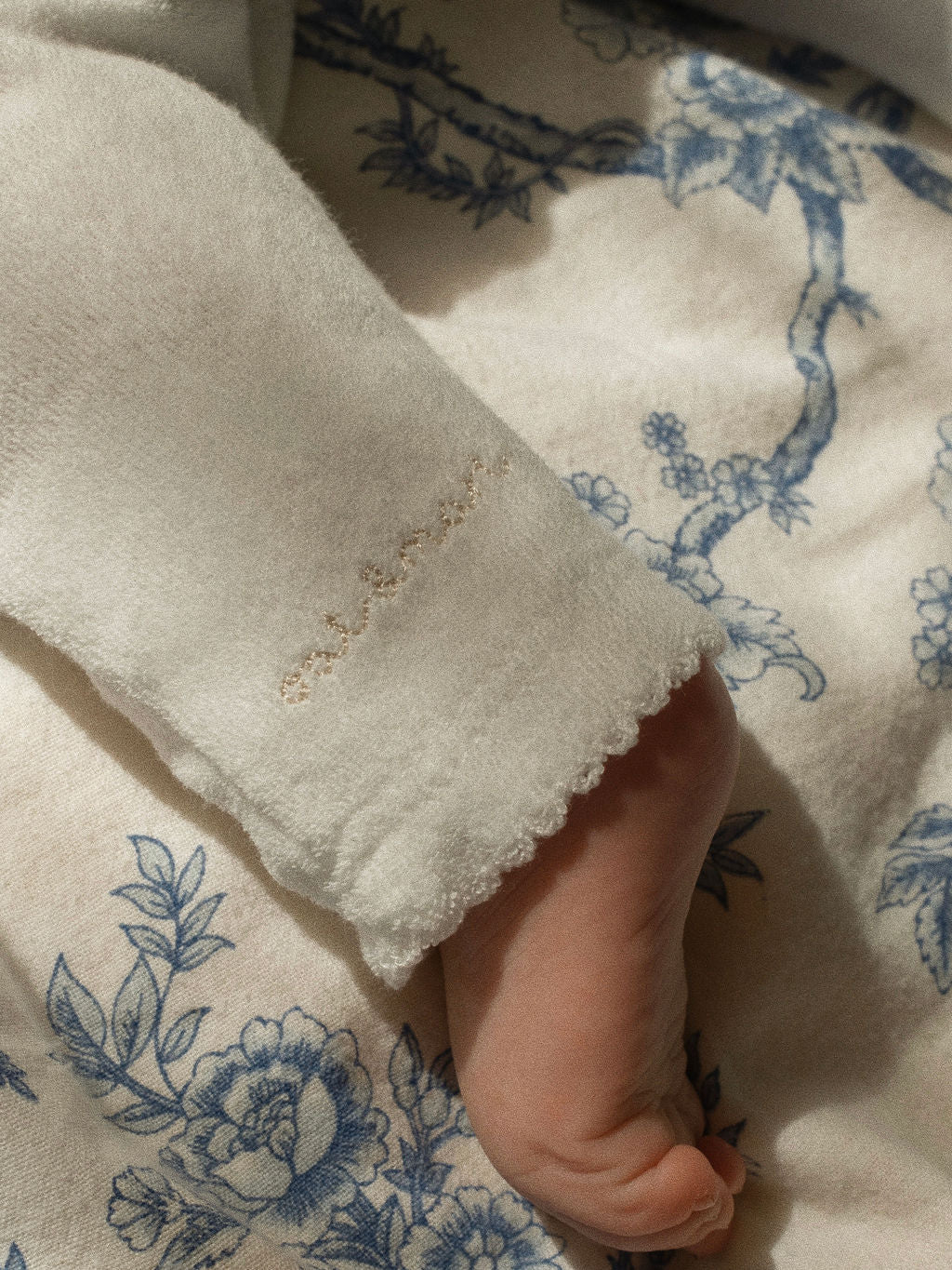 Soft Scalloped Towelling Set in Pure White