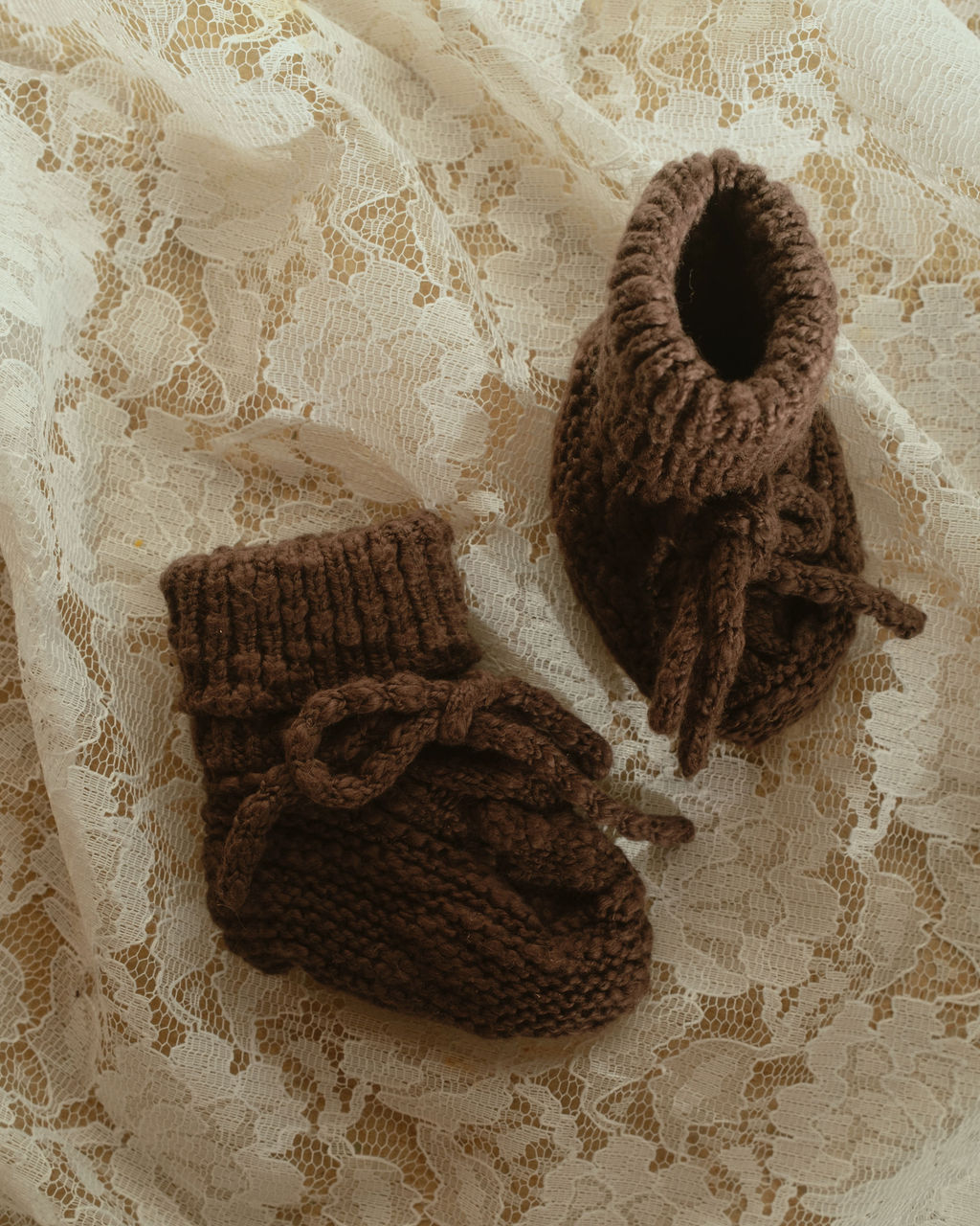 Cable Knit Booties in Chocolate