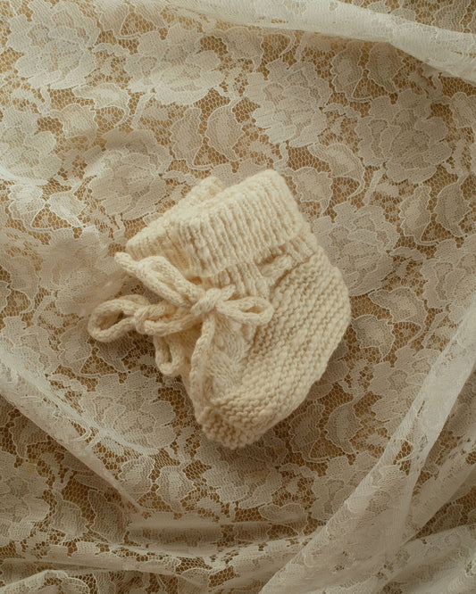 Cable Knit Booties in Ecru