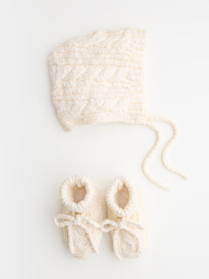 Cable Knit Booties in Ecru