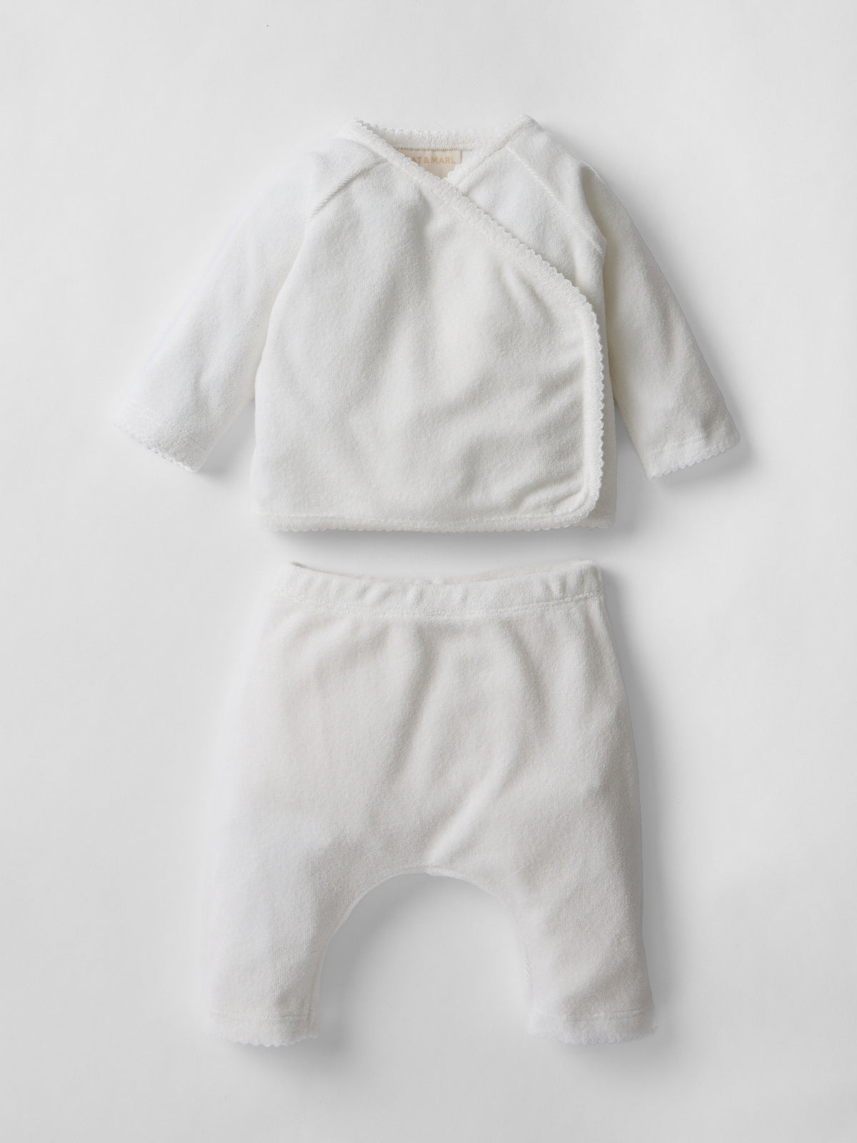 Soft Scalloped Towelling Set in Pure White